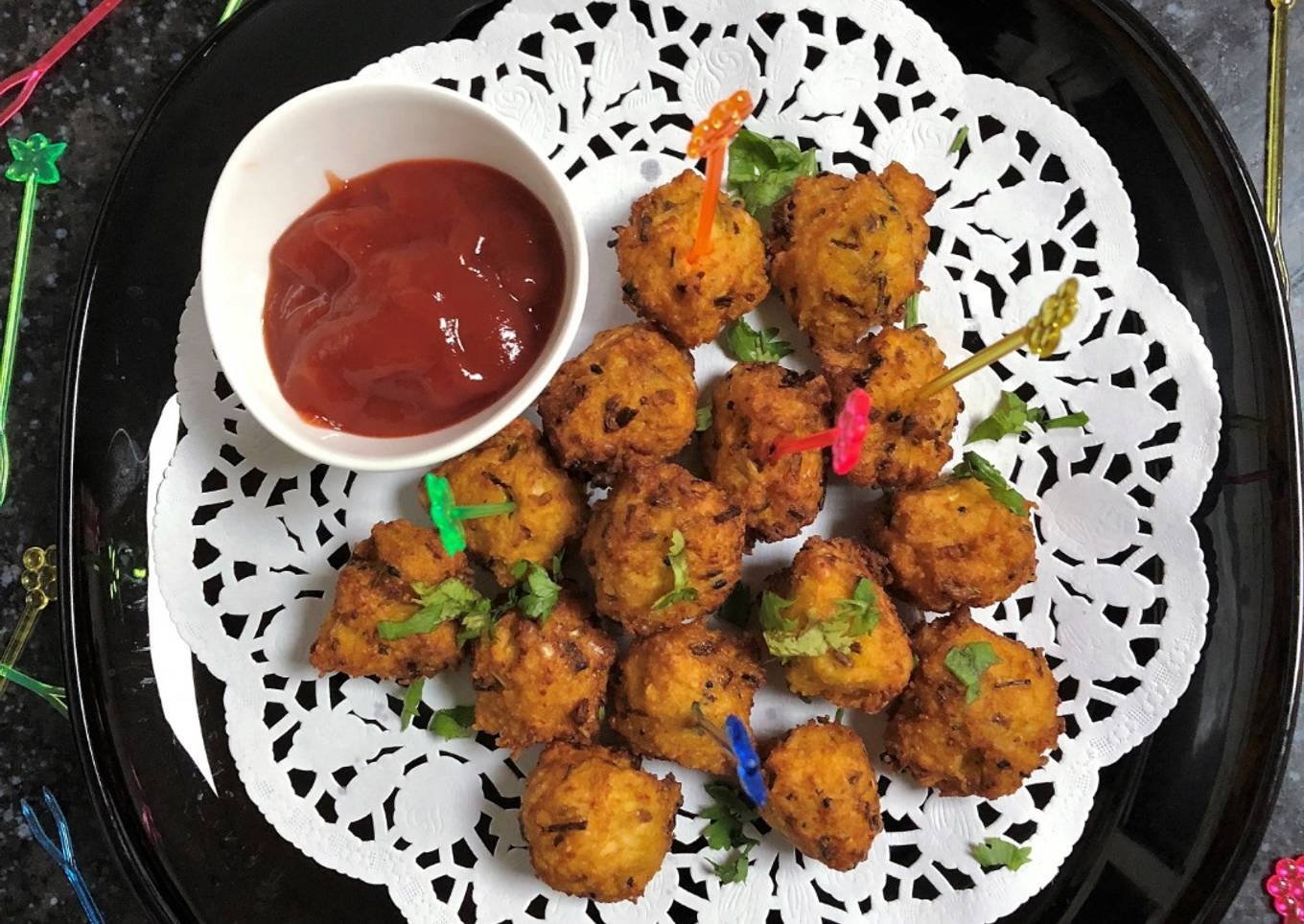 Idiyappam Urad Dal Pakora