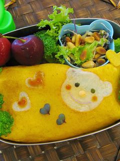可愛親子便當--熊熊蛋包飯 的食譜成品照片