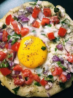 এগ উত্তাপম(egg uttapam recipe in Bengali) রেসিপির প্রধান ছবি