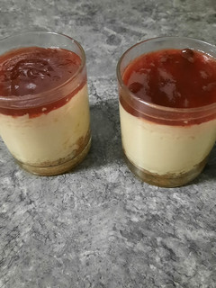 Una foto de Tarta de Queso al microondas con Base de Galletas ll