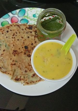 A picture of Muli paratha.