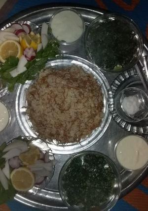صورة لوصفة مرقة سبانخ ورز بالشعيرية