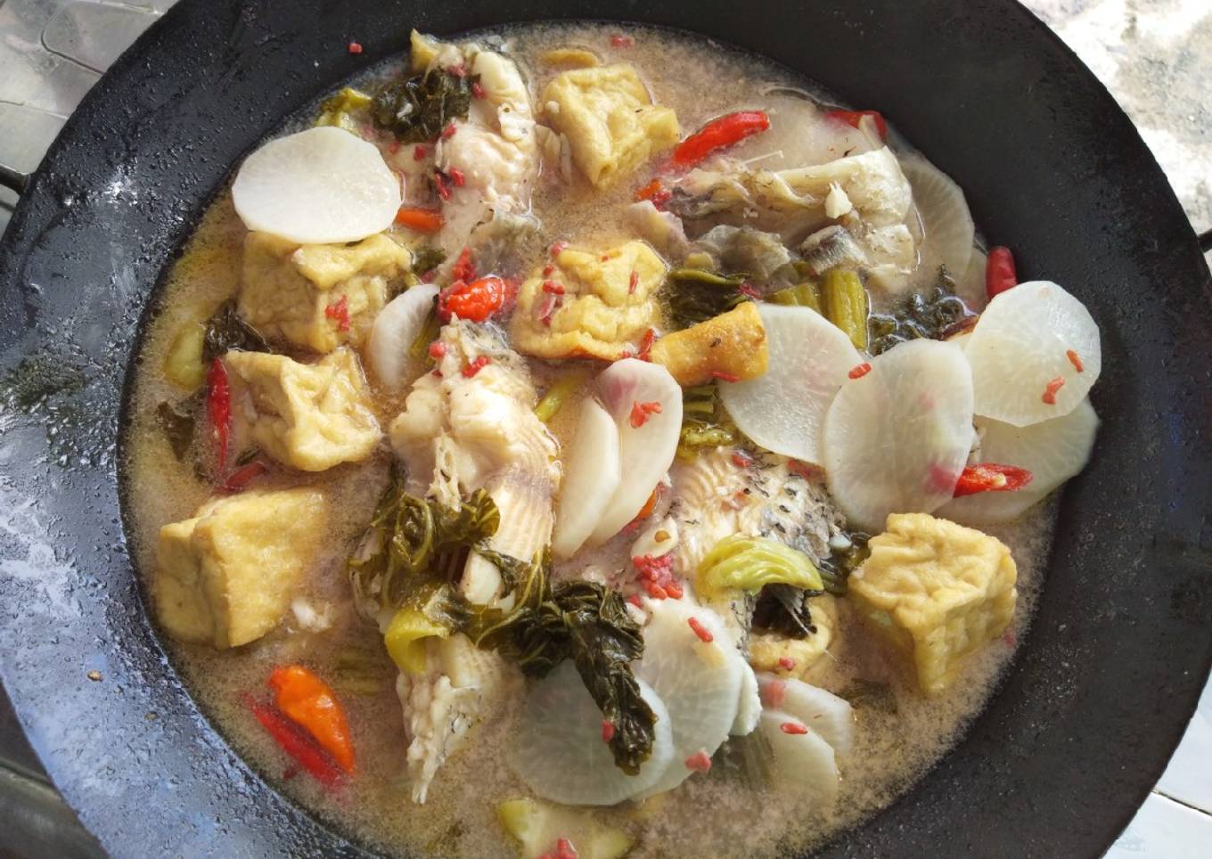 Gurame Kuah Tahu, Lobak