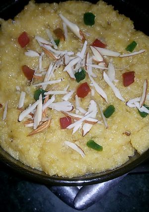 पम्पकिन केसरी हलवा (Pumpkin kesari halwa recipe in hindi) रेसिपी मुख्य फोटो