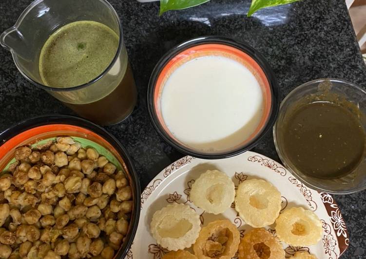 Step-by-Step Guide to Prepare Award-winning Pani puri (gol gappy)