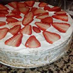รูปของ Tarta de nata y fresas