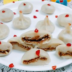 A picture of Sesame Modak.