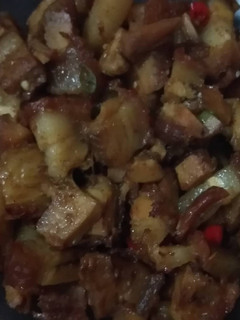 Foto resep Tumis babi panggang dengan cabe. (saunyuk/siobak)