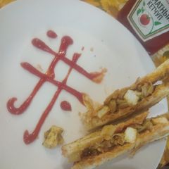 A picture of Leftover paneer tikka sandwich😋.
