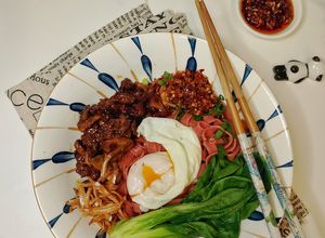 Gambar Dry Chili Beetroot Pan Mee (Chili Ban Mian)