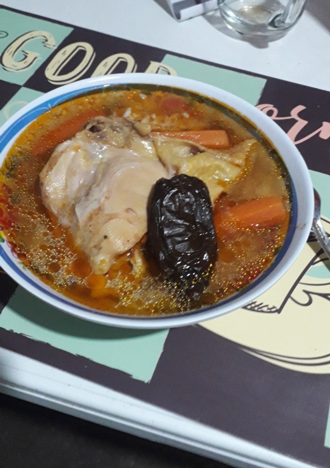 Una foto de Caldo tlalpeño a mi estilo