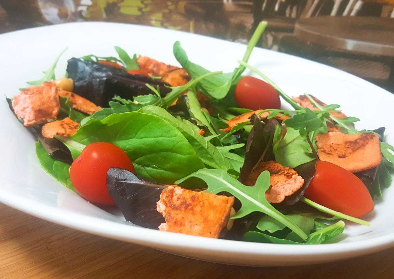 Ensalada de falso salmón