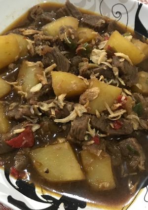 Foto resep Semur Daging Kentang
