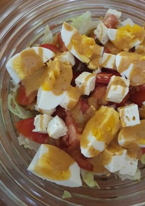 A picture of Egg salad.