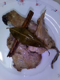 Una foto de Conejo en adobo