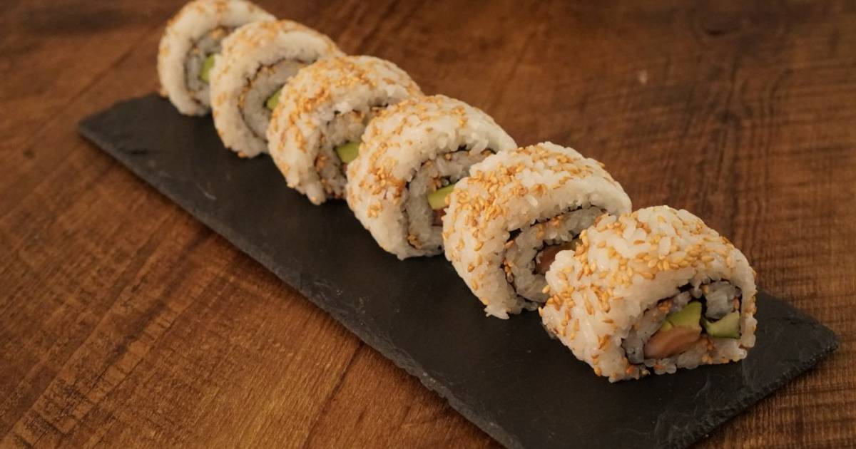 California Roll (Uramaki Sushi) - Japanese #veganideas Recipe by ...