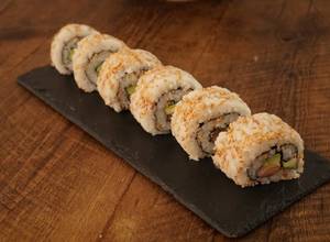 Premium Photo  Tasty sushi rolls guncan with a salmon