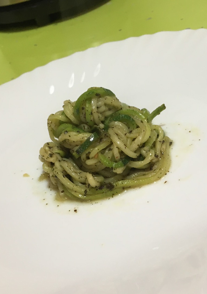 Una foto de Spaguettis de calabacín