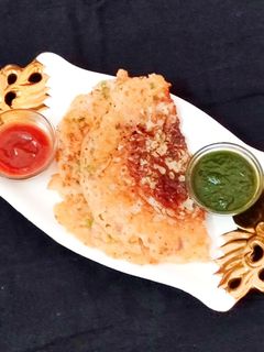 সুজির ধোসা(Sujir dosa recipe in bengali) রেসিপির প্রধান ছবি