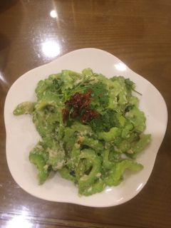 Hình của món Mướp đắng xào.
