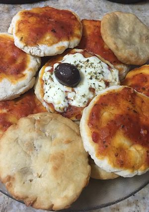 Una foto de Pizzetas fritas Receta de Vanna de España
