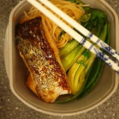 A picture of Salmon Noodle Bowl.