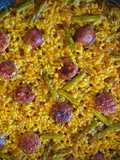 Arroz con chorizo criollo y espárragos verdes