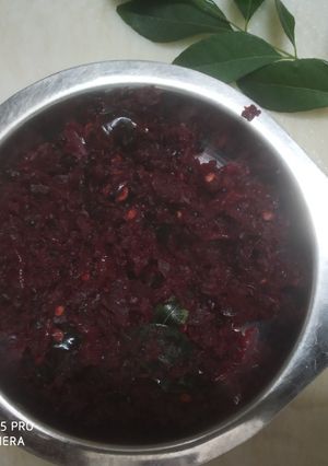 பீட்ரூட் பொரியல்(beetroot poriyal recipe in tamil) செய்முறை முக்கிய புகைப்படம்