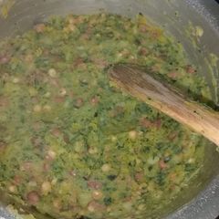 A picture of Mukimo (Pumpkin and potatoes).