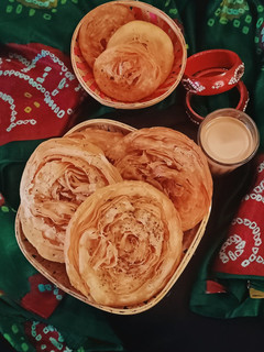કચ્છી પકવાન (Kutchi Pakwan Recipe In Gujarati) રેસીપી મુખ્ય ફોટો