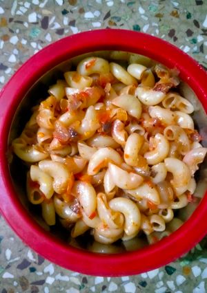 मैकरॉनी (macaroni recipe in Hindi) रेसिपी मुख्य फोटो