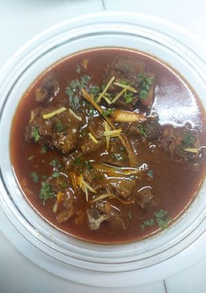 A picture of Mutton nihari.