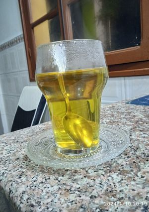 Une photo de Tisane bio : feuilles des olives, romarin, thym et clou de girofle