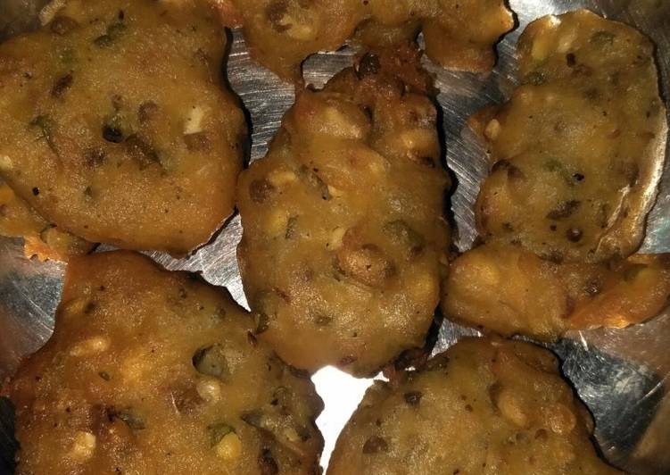 Recipe of Award-winning Sprouts Fritters (sprouts)