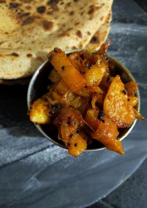 A picture of Potato Onion Sabzi.
