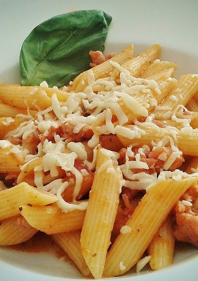 Una foto de Macarrones a la napolitana