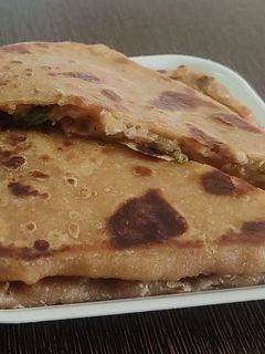 आलू सैंडविच परांठे (aloo sandwich paratha recipe in Hindi) रेसिपी मुख्य फोटो