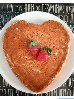 Una foto de Torta saludable de yogur y naranja