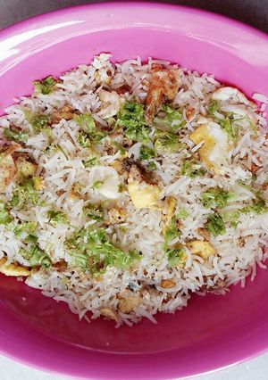 A picture of Egg biryani.