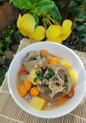 Foto resep Sop Buntut (Oxtail Soup)