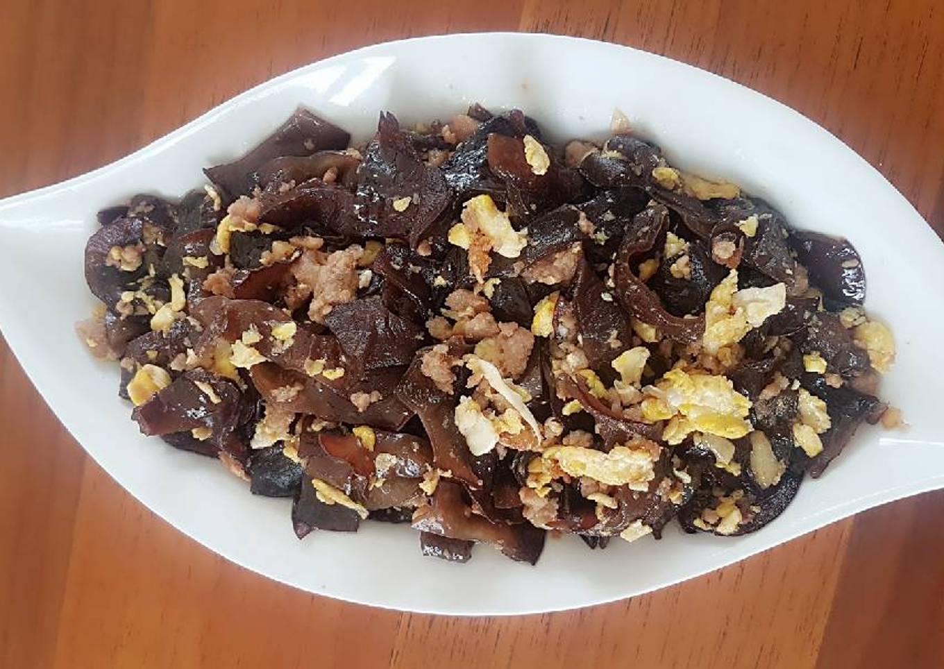 Tumis Jamur kuping daging orak arik telur