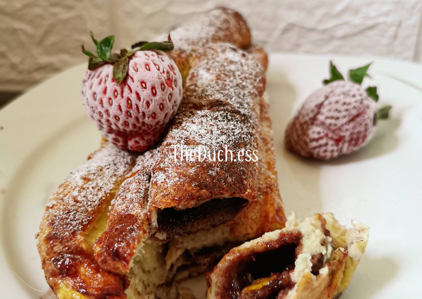 Casserole goreng Prancis dengan nutella dan pisang