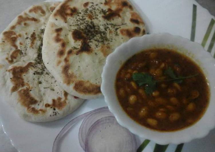 Easiest Way to Prepare Recipe of Soyabean seed curry with kulcha