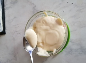 Una foto de Mayo Casera con ajo