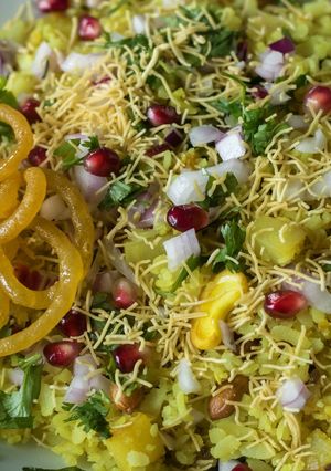 A picture of Indori Poha.