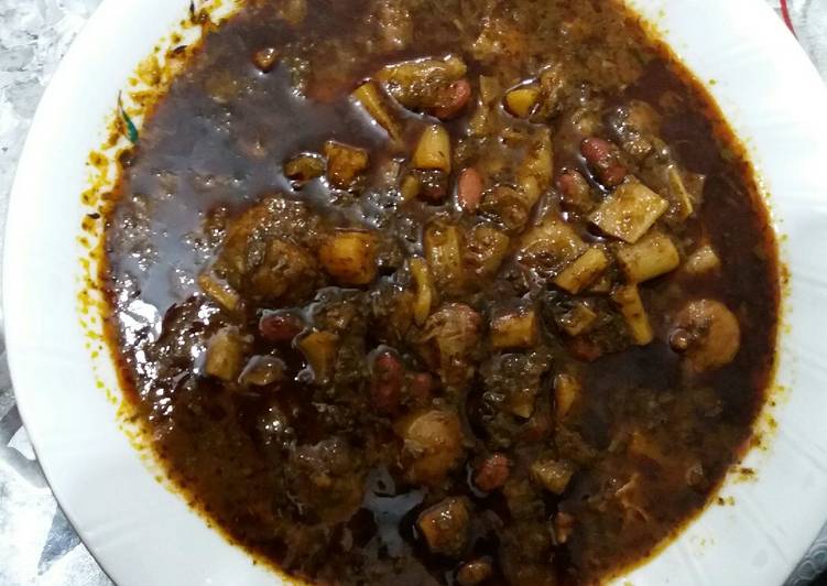 خورشت کنگر با گوشت قرمز(گوسفندی) دستور توسط Nargesi - کوکپد