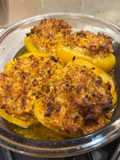 Peperoni ripieni di riso e ragù