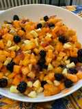 Salade de melon et fruits du jardin au jus d’agrumes