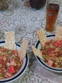 Una foto de Cóctel de mariscos surtidos 👍✨