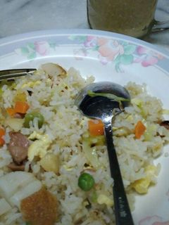 Foto resep Nasi goreng komplit